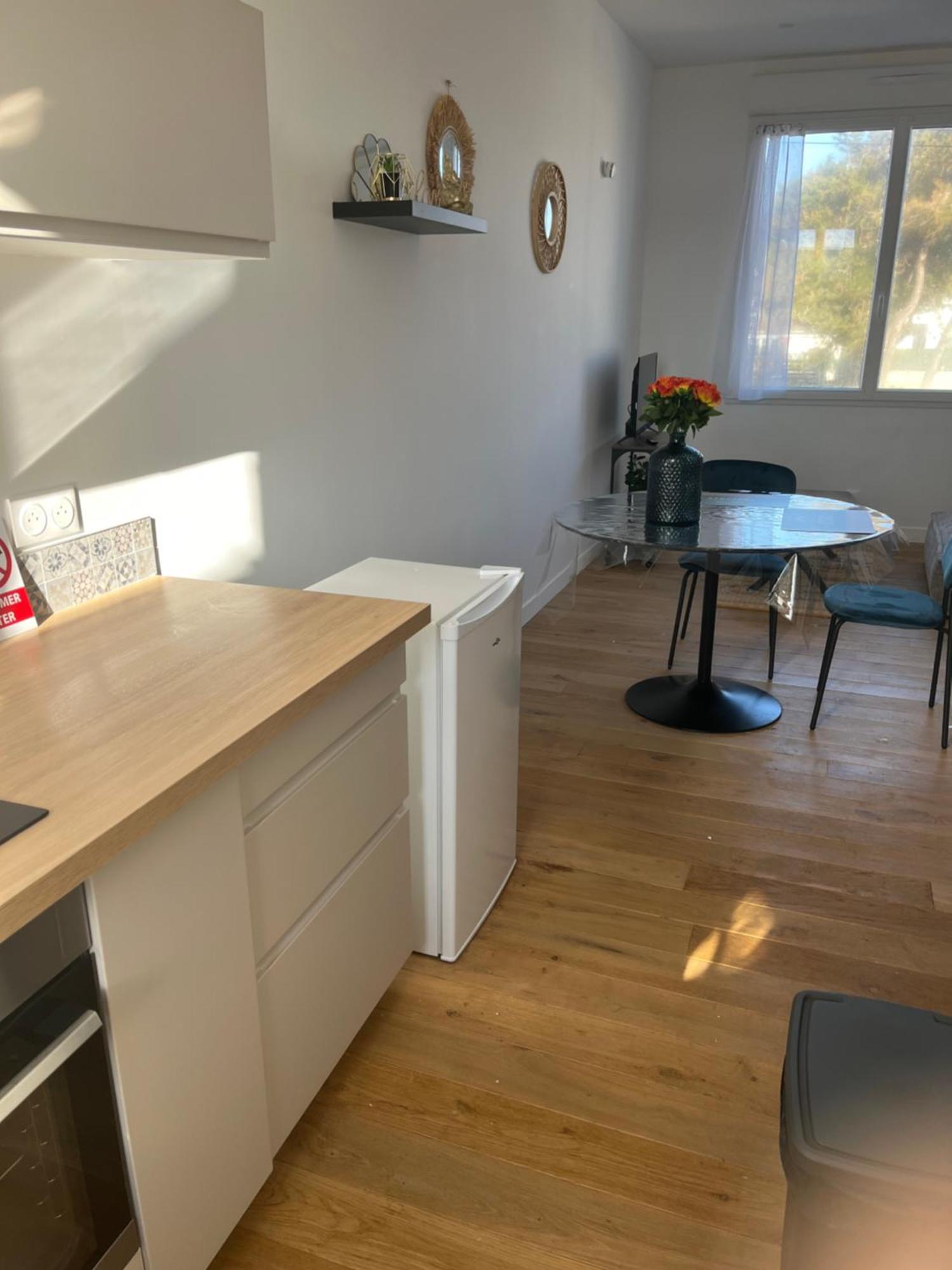 A 200 M De La Apartment